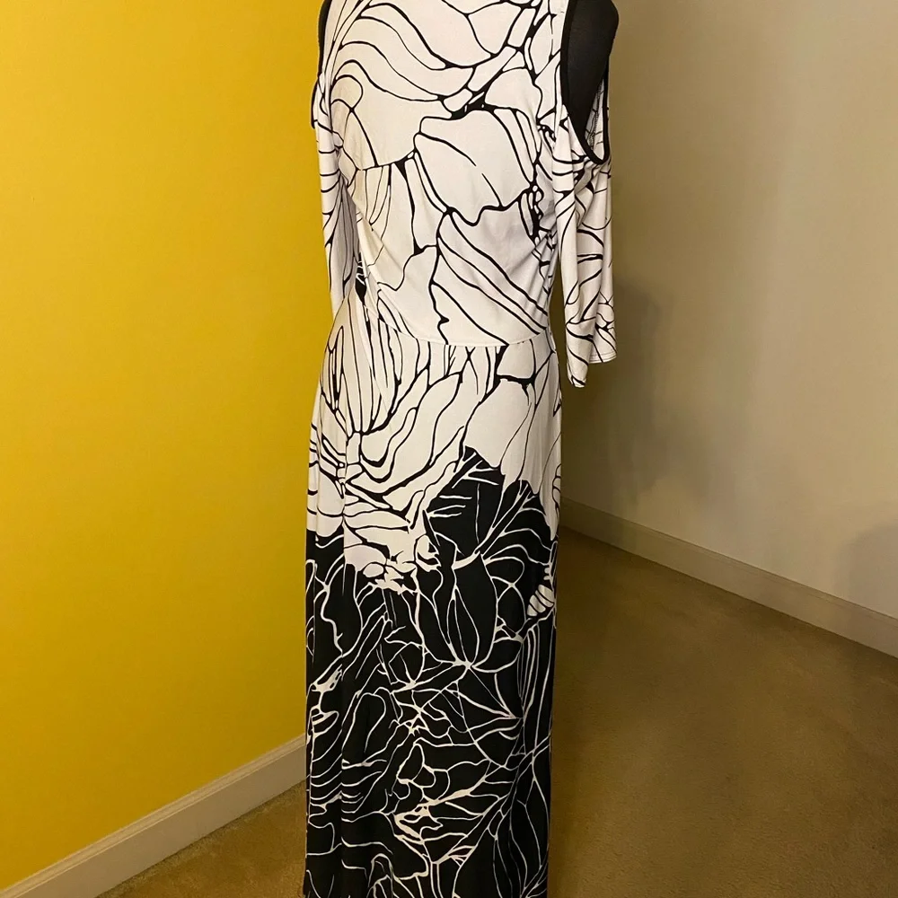 Ashley Stewart, black, white, color block, abstract, maxi dress, 10/12.. - Picture 4 of 4